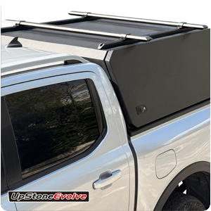 Hard Top Aluminium Upstone et ses barres de toit